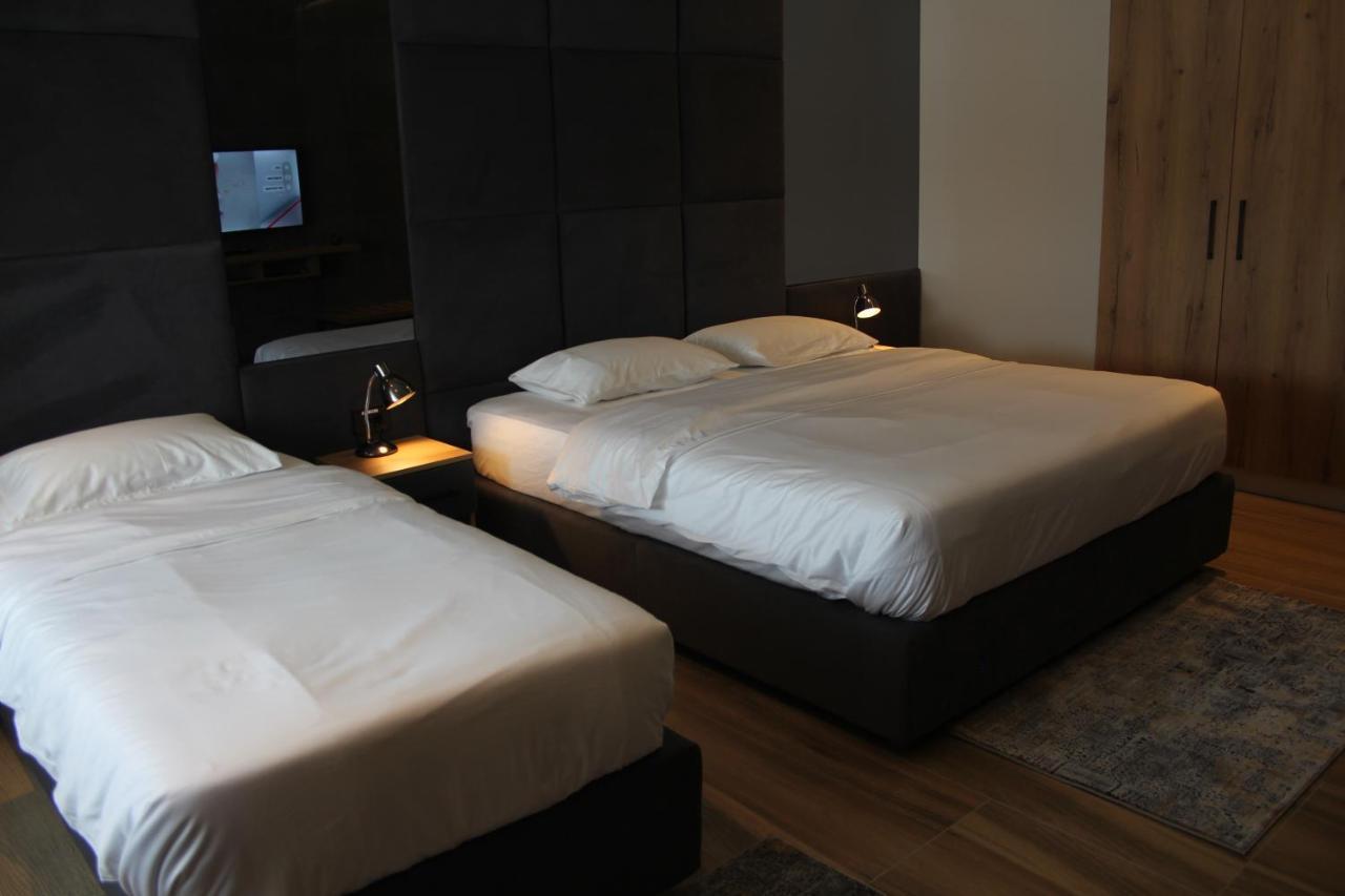 Hotel-Vh Preshevë Esterno foto