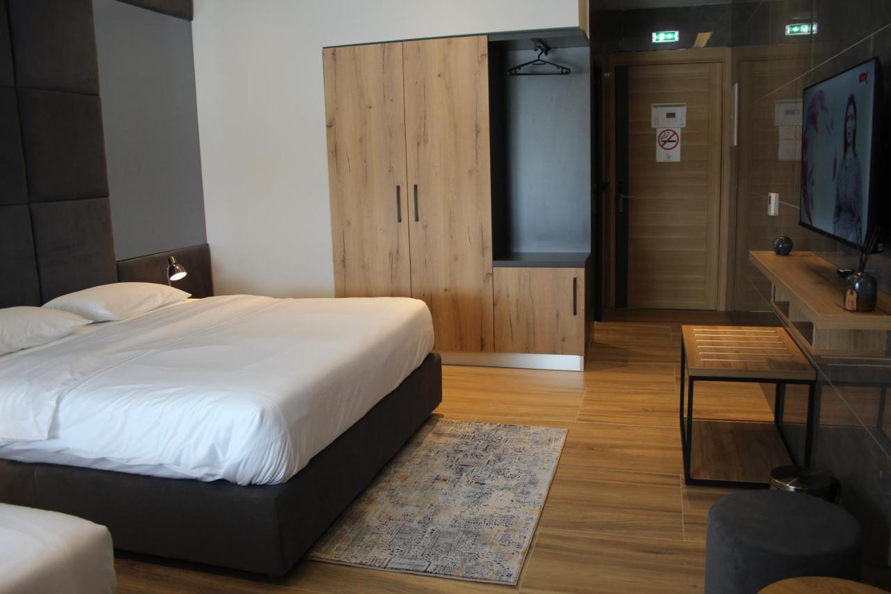 Hotel-Vh Preshevë Esterno foto